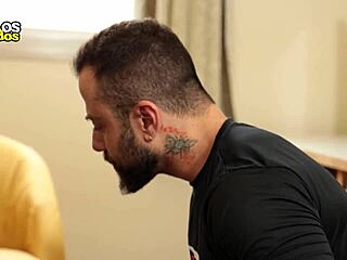 o cliente safado fodeu o personal no treino, quer ver?