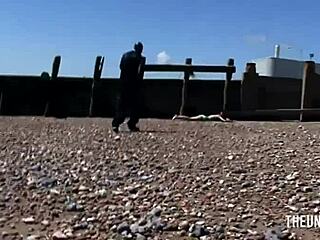 BBC Slams Amateur Cheating Teen 18+ with Shaved Pussy on Beach