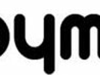 naughty teen honey plays with toys on her wet pussy solo