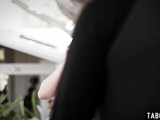 Failing actress Keira Croft rides roommate's cock after reading steamy books