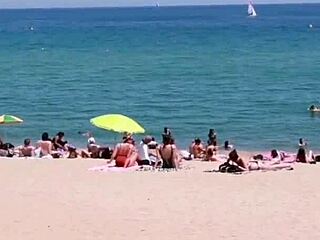 Couple enjoys passionate threesome fun