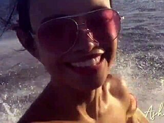 Jet Ski Escape for Beach Pussy Cum Filling