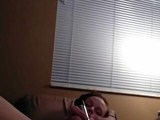 I, uh, watch this redhead masturbate solo with toys, it's so hot.