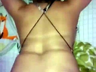 Beautiful woman gets her pussy stretched by a big cock