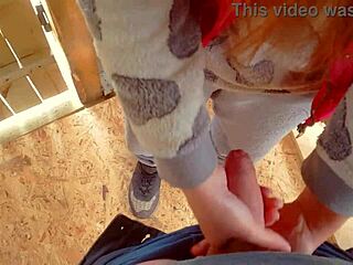 猛搓后射在内裤里