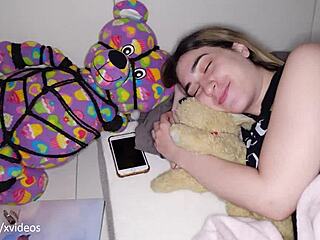 Lexi Grey贞操奴隶早上粗暴屁眼操