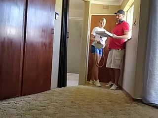 Fucking the pizza delivery boy doggystyle, shaking my big ass until he cums inside my vagina