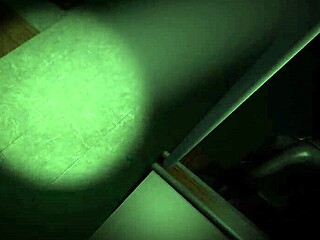 Ellie大奶18+妹无码最后生还者3D吸巨屌