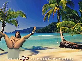 Curvy Amateur Girl Fucks Herself With Glass Dildo