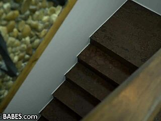 Russian Bombshell Kaisa Nord’s Epic Anal Footjob