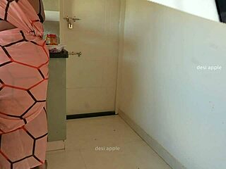 Tamil House Owner JERKING DICK Before Maid Sasikala in Kitchen