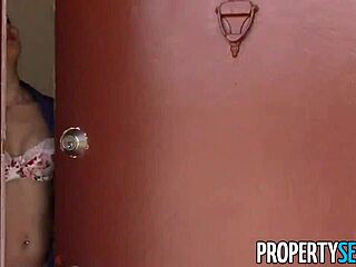 Landlord, fuck that tenant with the big ass on camera now!