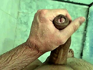 come shower with me and jerk off for my pleasure