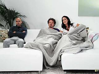 can busty stepmom reagan foxx resist quick stepson banging?