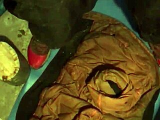 bomber teil2: outdoor public gay action, what do you think?