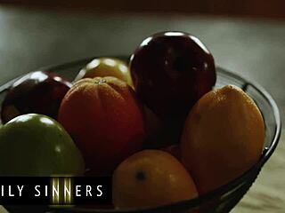 Jessie Saint Spies Stepbrother Naked - Then Fucks Him Hard!