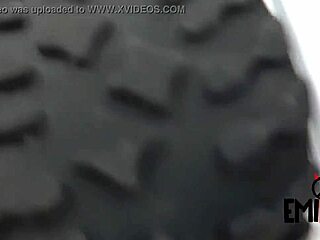 Slave At Queen's Feet