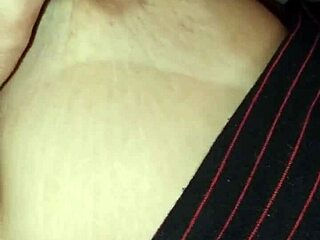 Big natural tits bounce in homemade big boob video