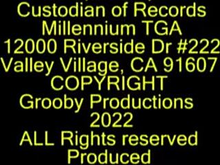 suck on this then fuck me in the club