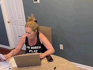 danni jones enjoys a relaxing home massage from her fit masseuse