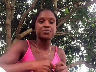 Crazy Bitch Unboxes Package in Front of Strangers