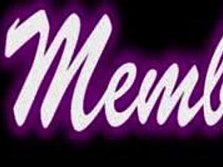 Watch Jelena Jensen Devour Mindi's Pussy in Hot Action  