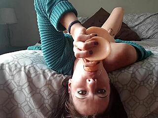 Upside Down Dildo Gag Deepthroat Rough Choking Petite 18+ Small Tits Homemade Milf