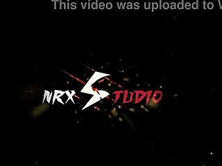 Skinny 19yo Sasha tries first double pussy gangbang with cumshots