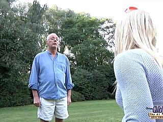 Old butler nails his young rich lady with ease