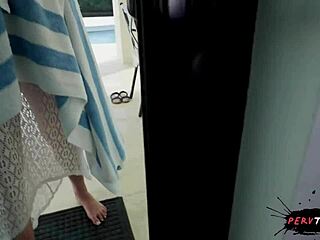 Hey! My Friend’s Girlfriend Lets Me Grab Her Ass!