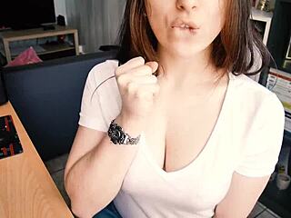 Amateur European Guides You to Cum With Buttplug Play