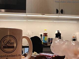 Young Amateur Wife Caught On Voyeur Cam Washing Dishes