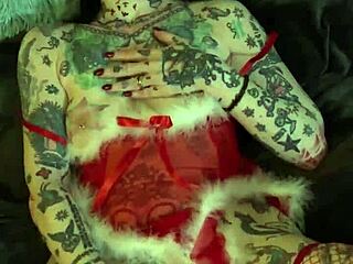 Cherry kiss and anna di lesbian threesome