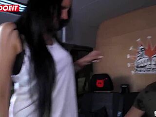 German Cam Girl Squirts in Bums-Bus