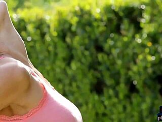 i watch debbie boyde strip her big boobs outdoor