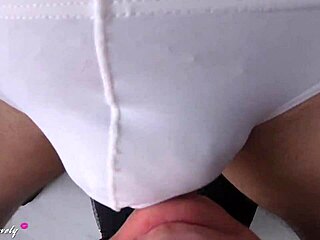 纹身年轻学生穿情趣内衣学肛交教学，含口交传教士勺子式内射