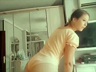 Latina amateur sucks cock hard in homemade parody blowjob session