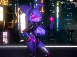 Redhead fuma cigarro fucks well-endowed.