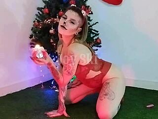 I enjoi this special christmas ski smoke fetish vid