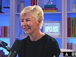 Up Close - How Women Orgasm With The Gorgeous Charlie Forde Solo Female Masturbation Full Scene