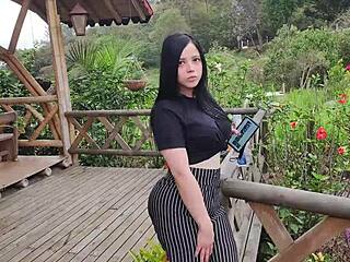 Petite Step-Cousin in Homemade Anime Action