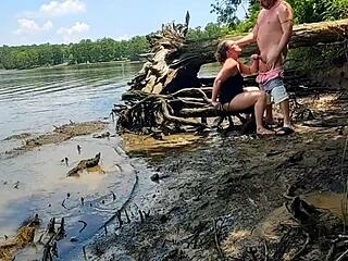 thick wife becky tailorxxx drilled hard in muddy outdoor adventure