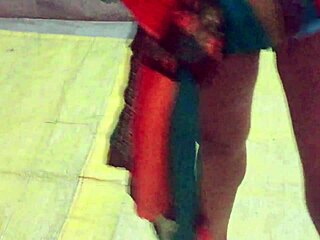 Check out this sexy saree babe moaning while masturbating to her navel sounds