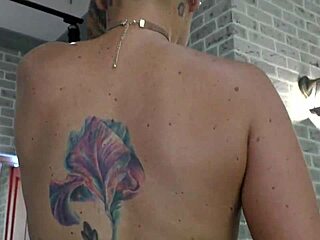 Rock N Roll Stepmom's Hard Fucking Leads To Squirting Climax