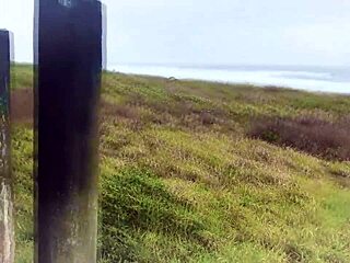 熟女没想到公共场合被肛爆内射