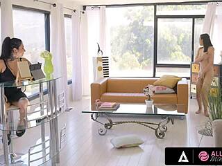 All Girl Massage - Ebony Masseuse Craves Sexy Customer for Oiled Scissoring