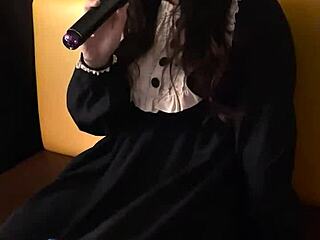 Fucking Chubby Girl with Fat Pussy Screaming