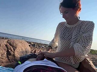 Sun and sex quickie on public beach!