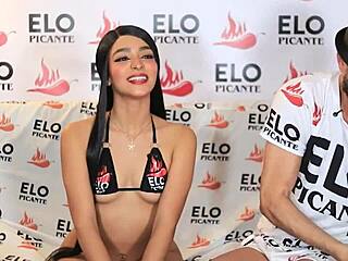 Why Effy, u passin’ thru spicy room in Colombia?