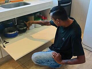 Pregnant Wife Cheats with Plumber, Takes Cum Inside